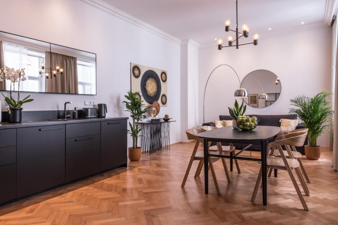 New Design Apt - Central Location Wenceslas Square Praag Buitenkant foto